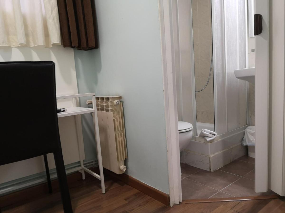 Small Single Room