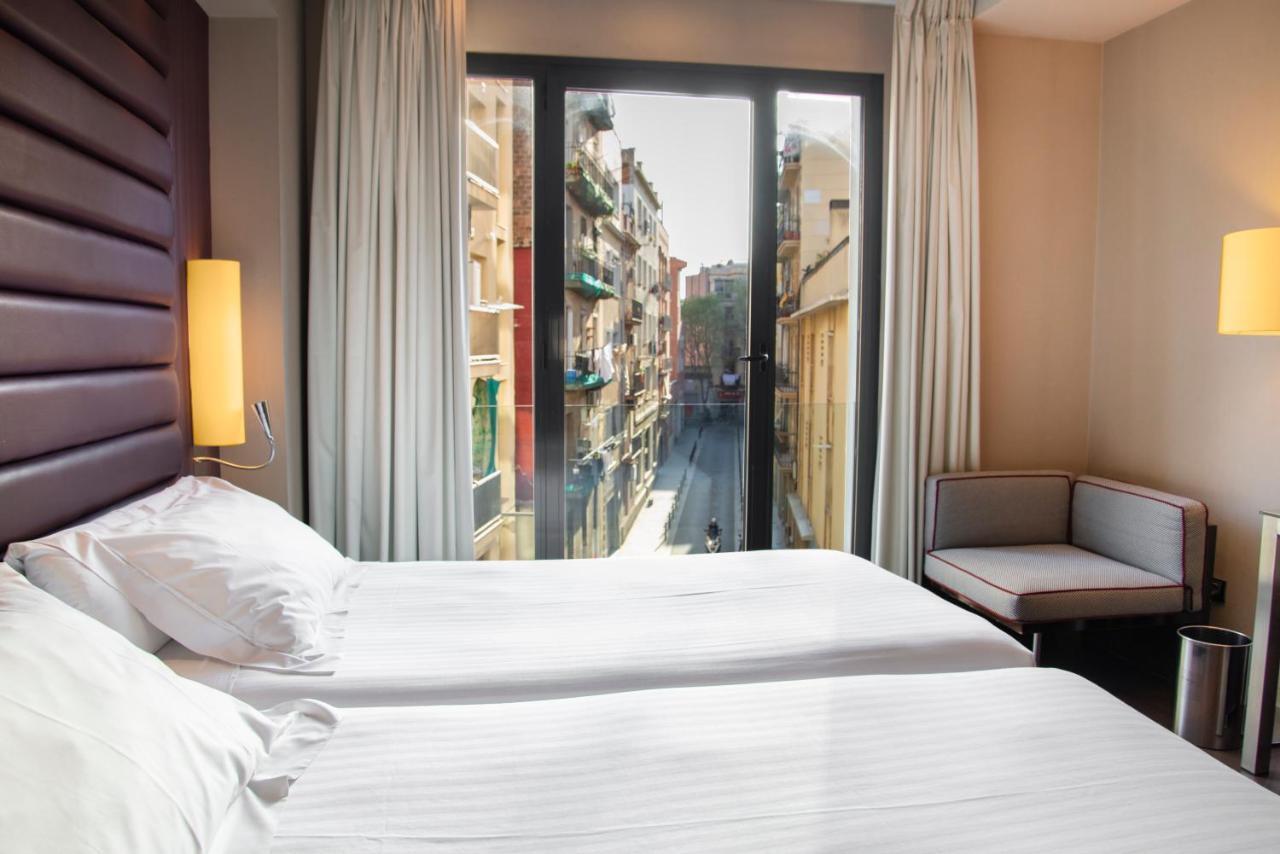 Standard Room,1586107671:JPEG