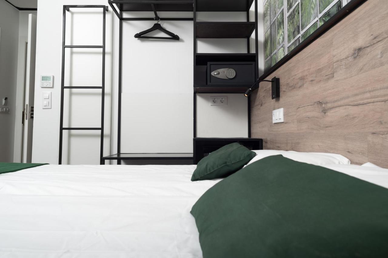 Standard Twin Room Balcony
