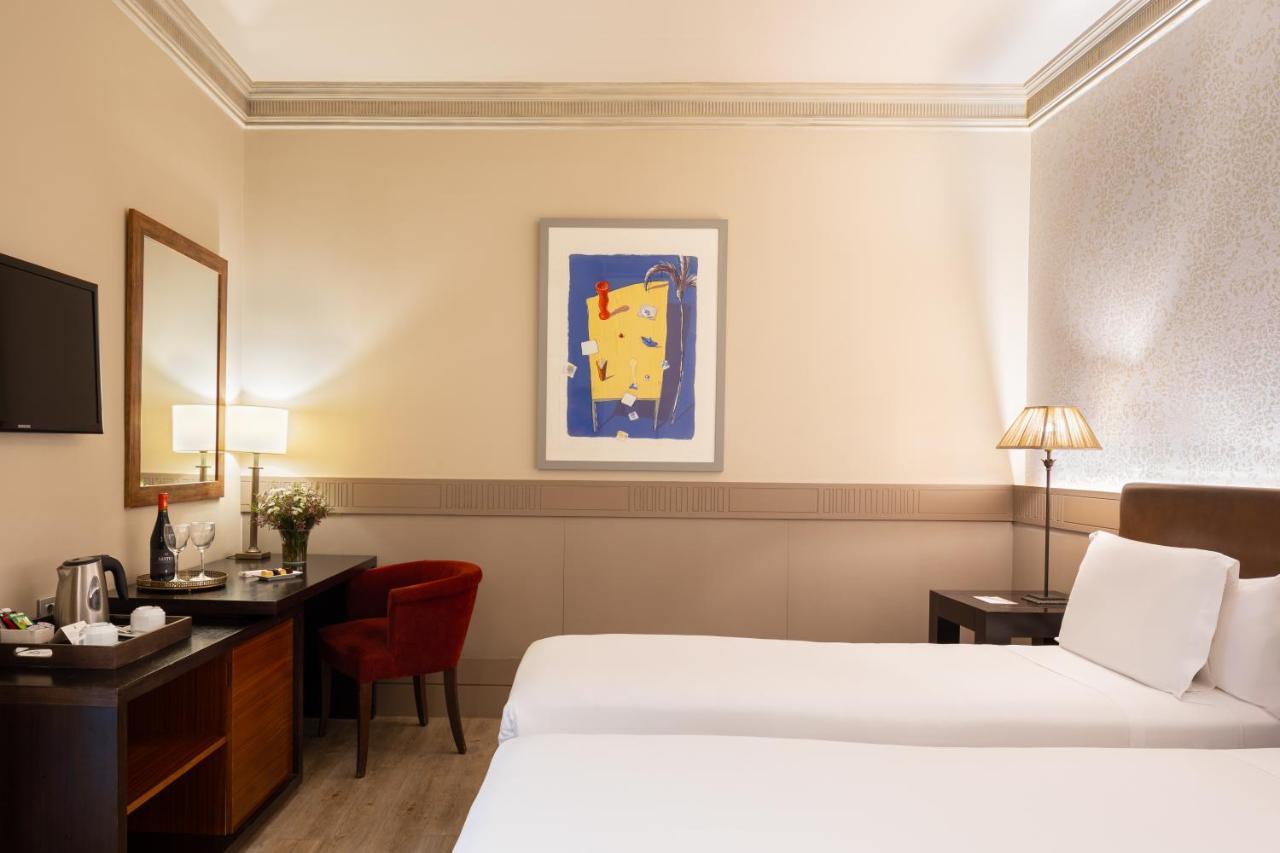 Standard Interior Room,1205846923:JPEG