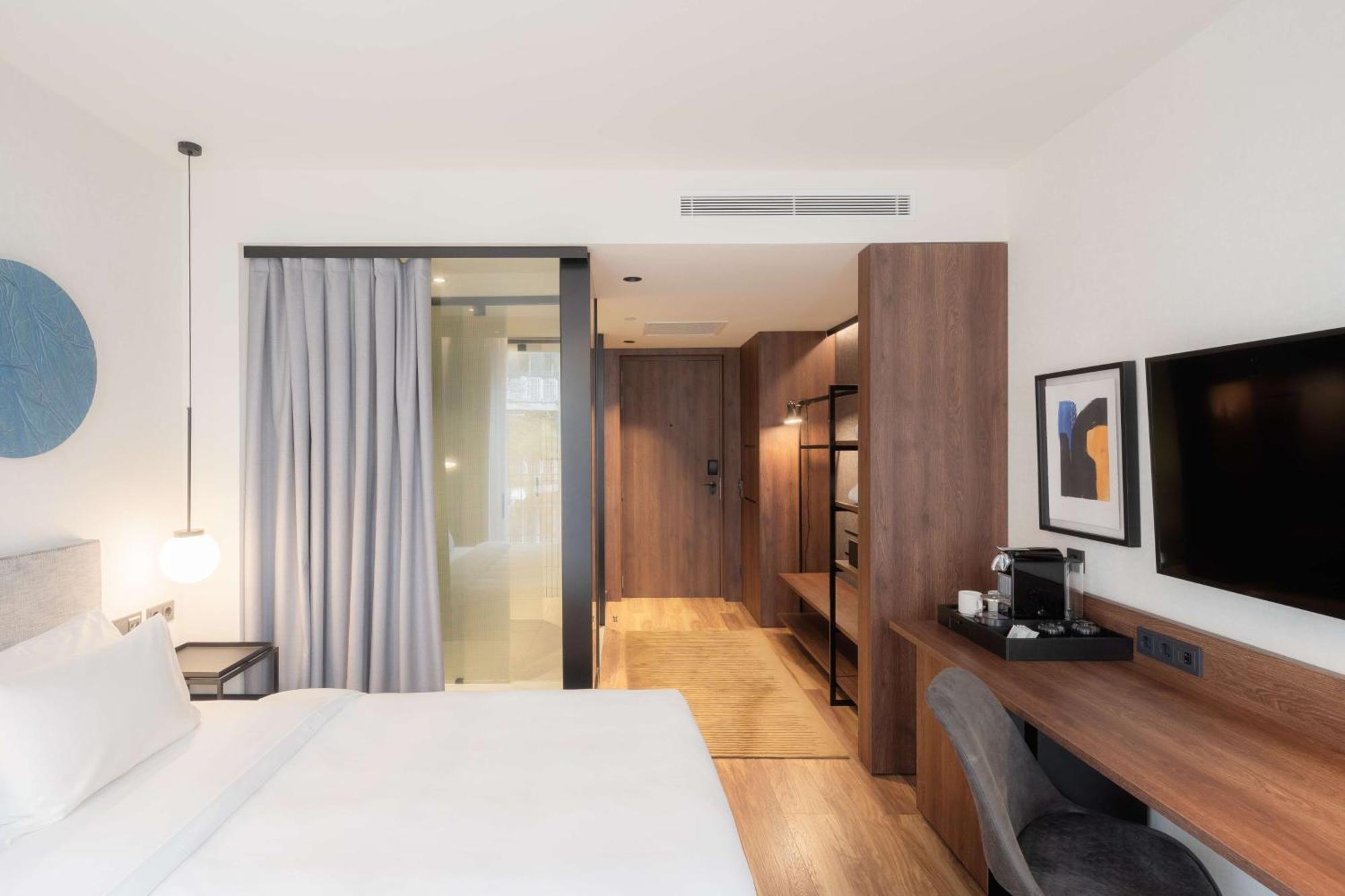 Superior Room,1227360305:JPEG