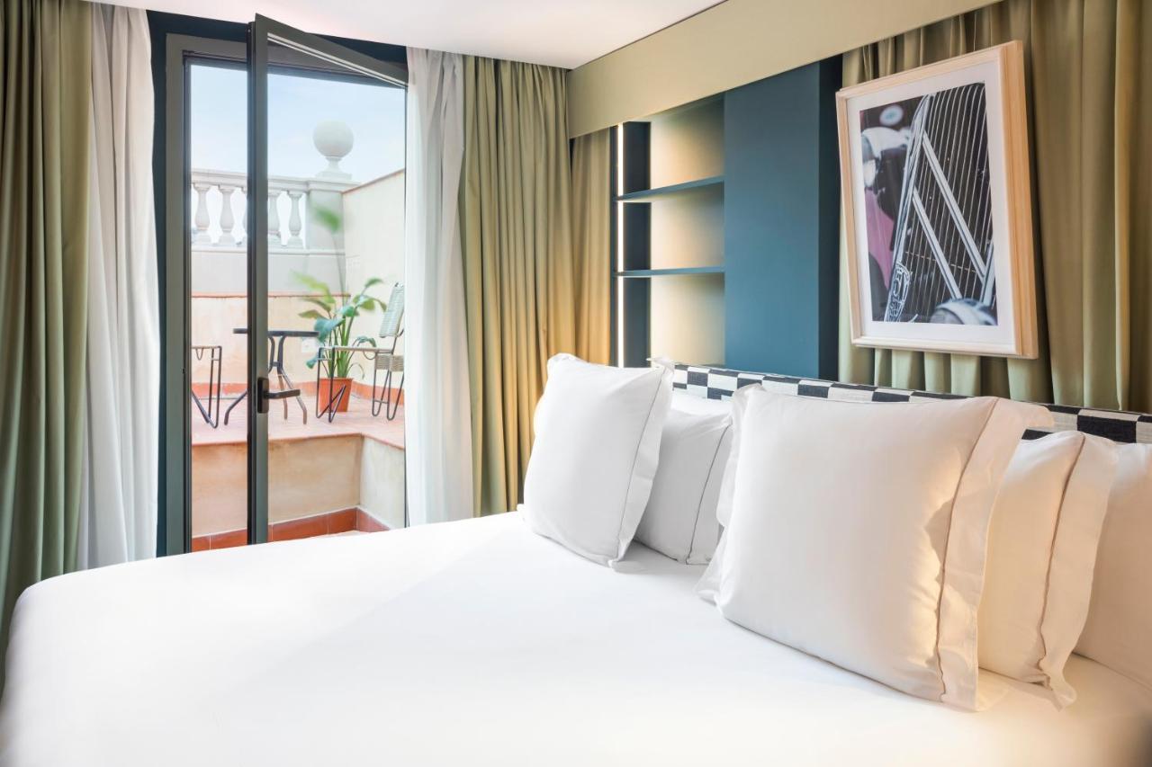 Double or Twin Room with Terrace