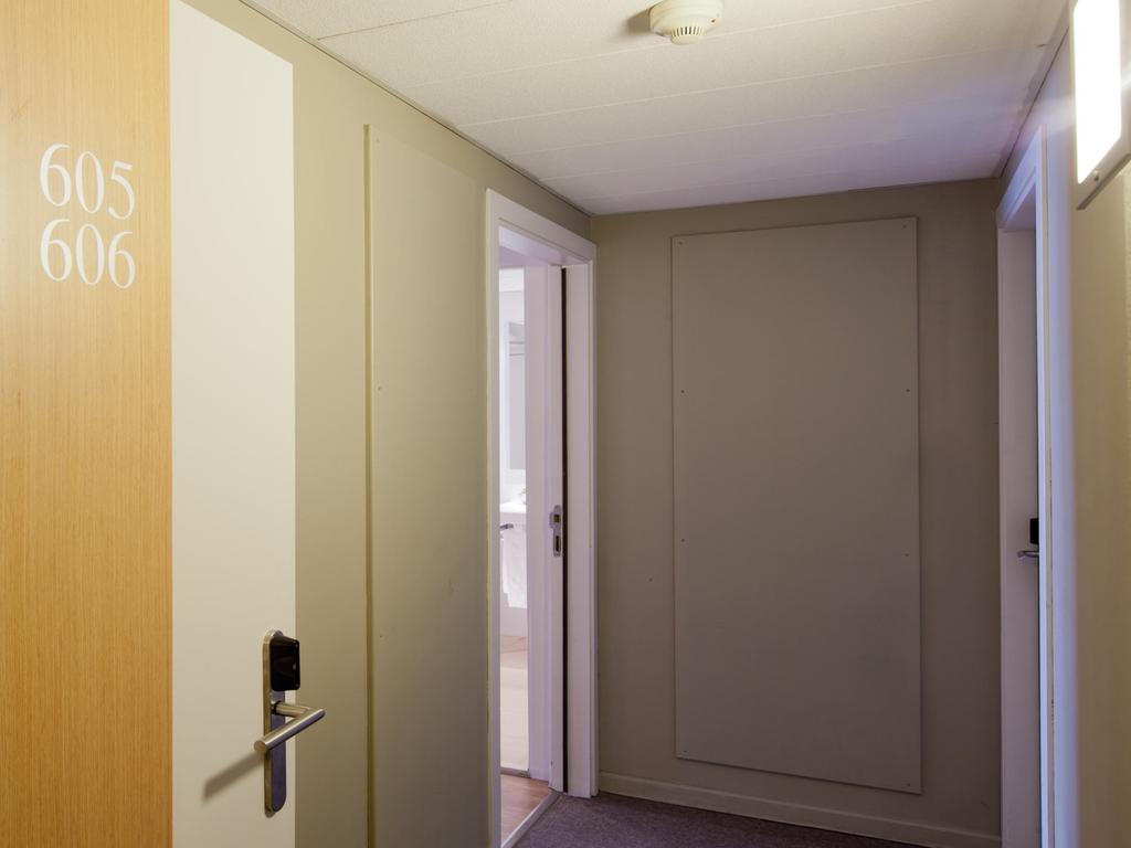 2 Doppelzimmer mit Verbindungstür
