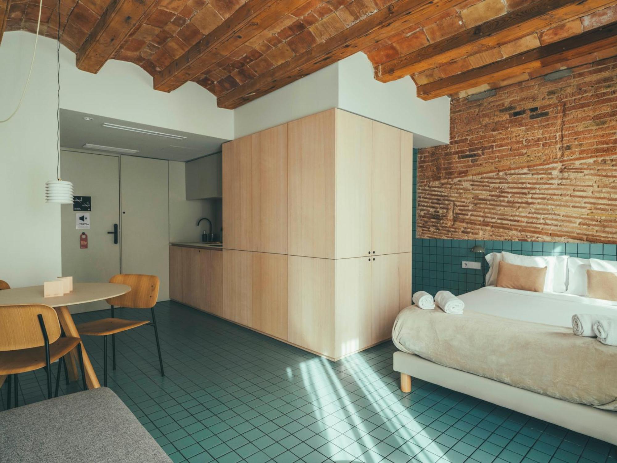 Studio Apartment