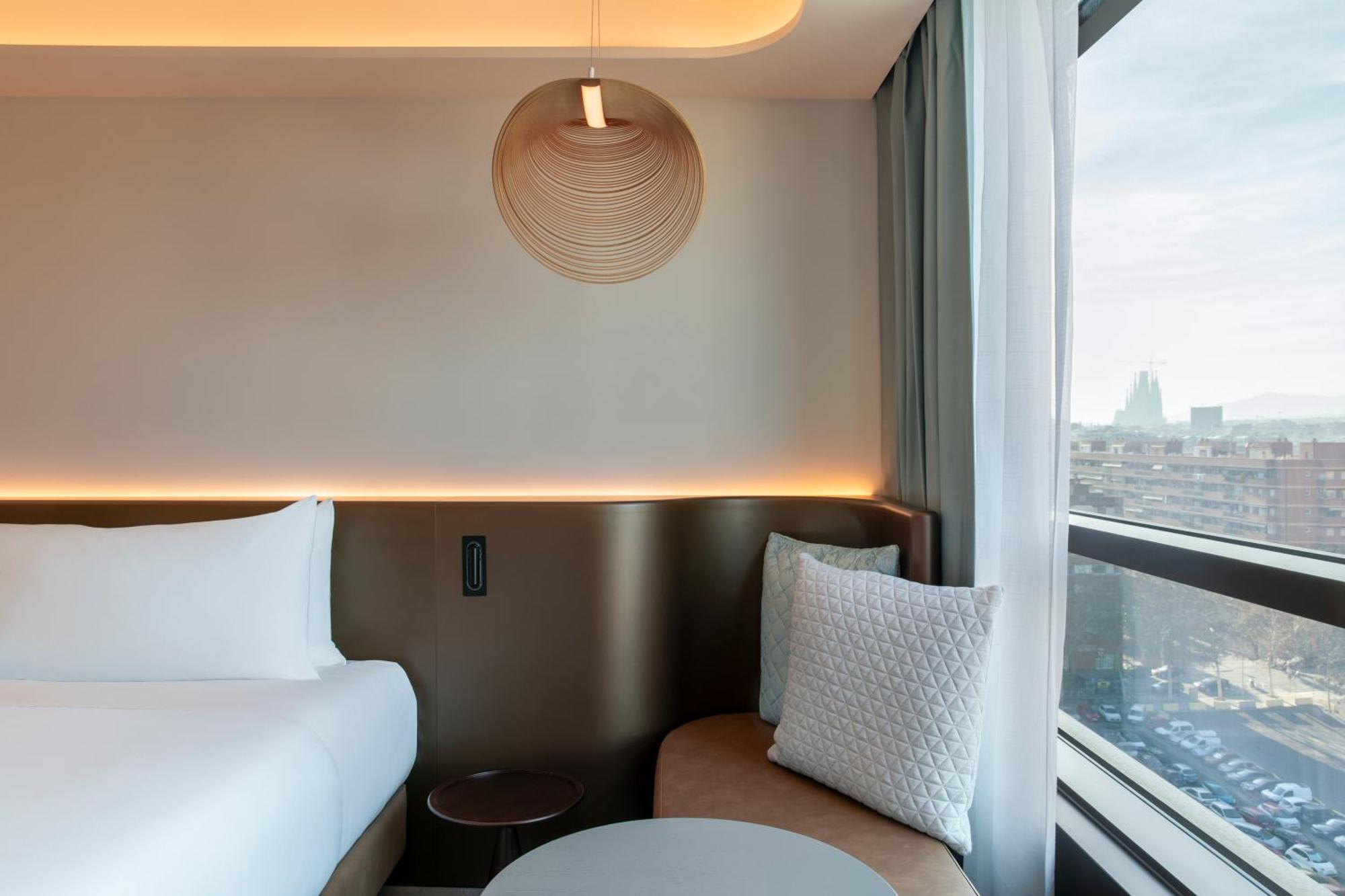 Kamer met Kingsize Bed en Uitzicht op de Stad