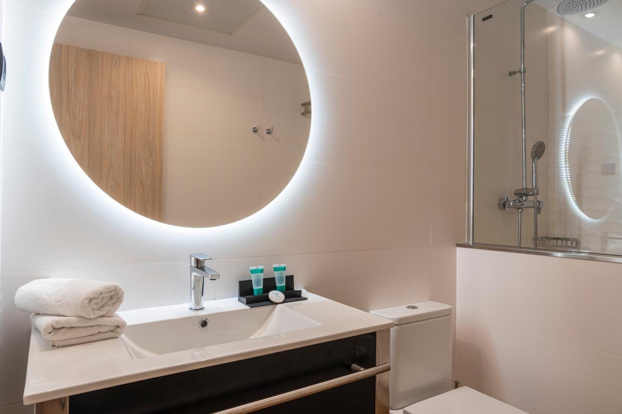 Double or Twin Room Extra Bed