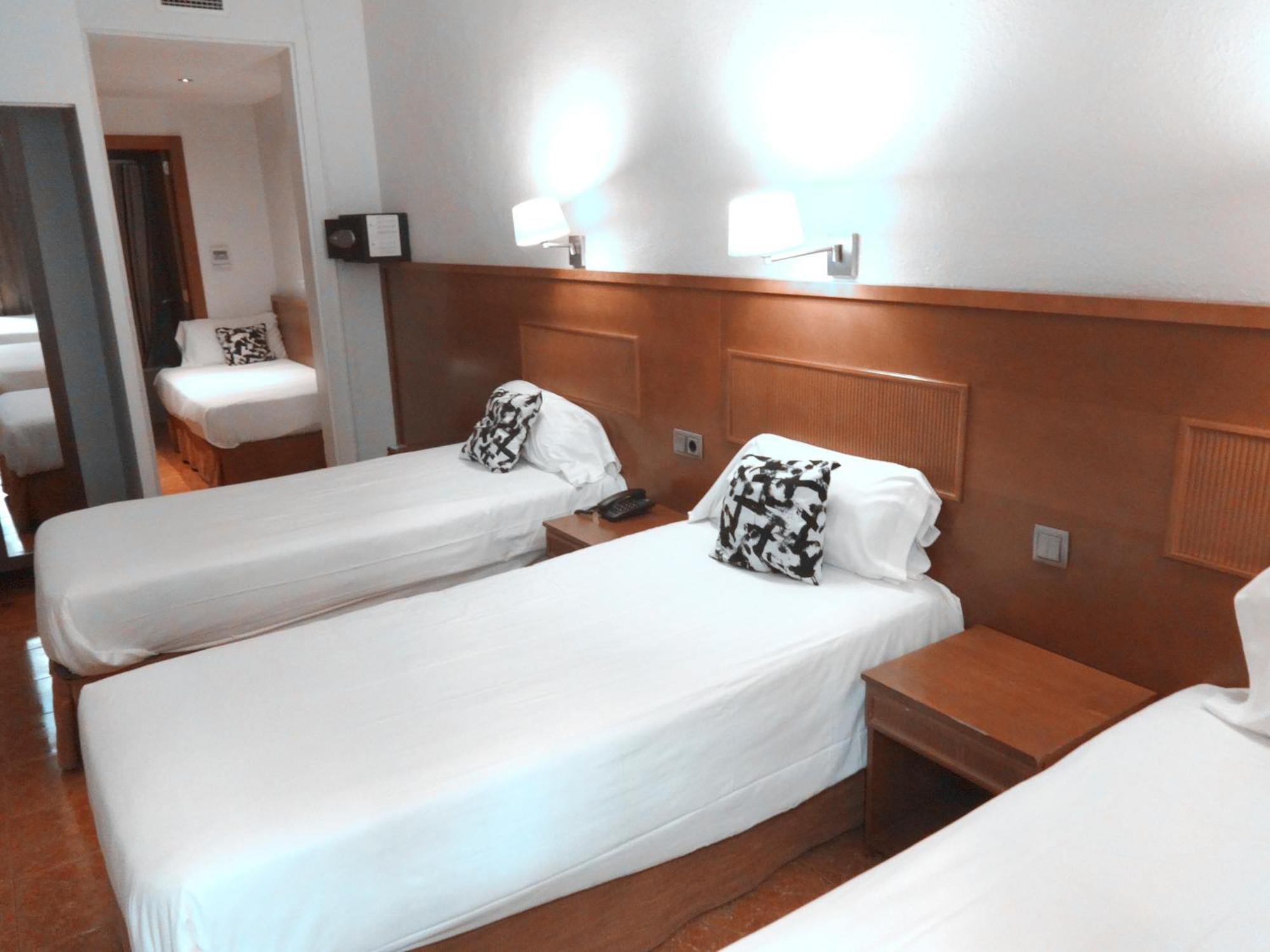 Classic Quadruple Room