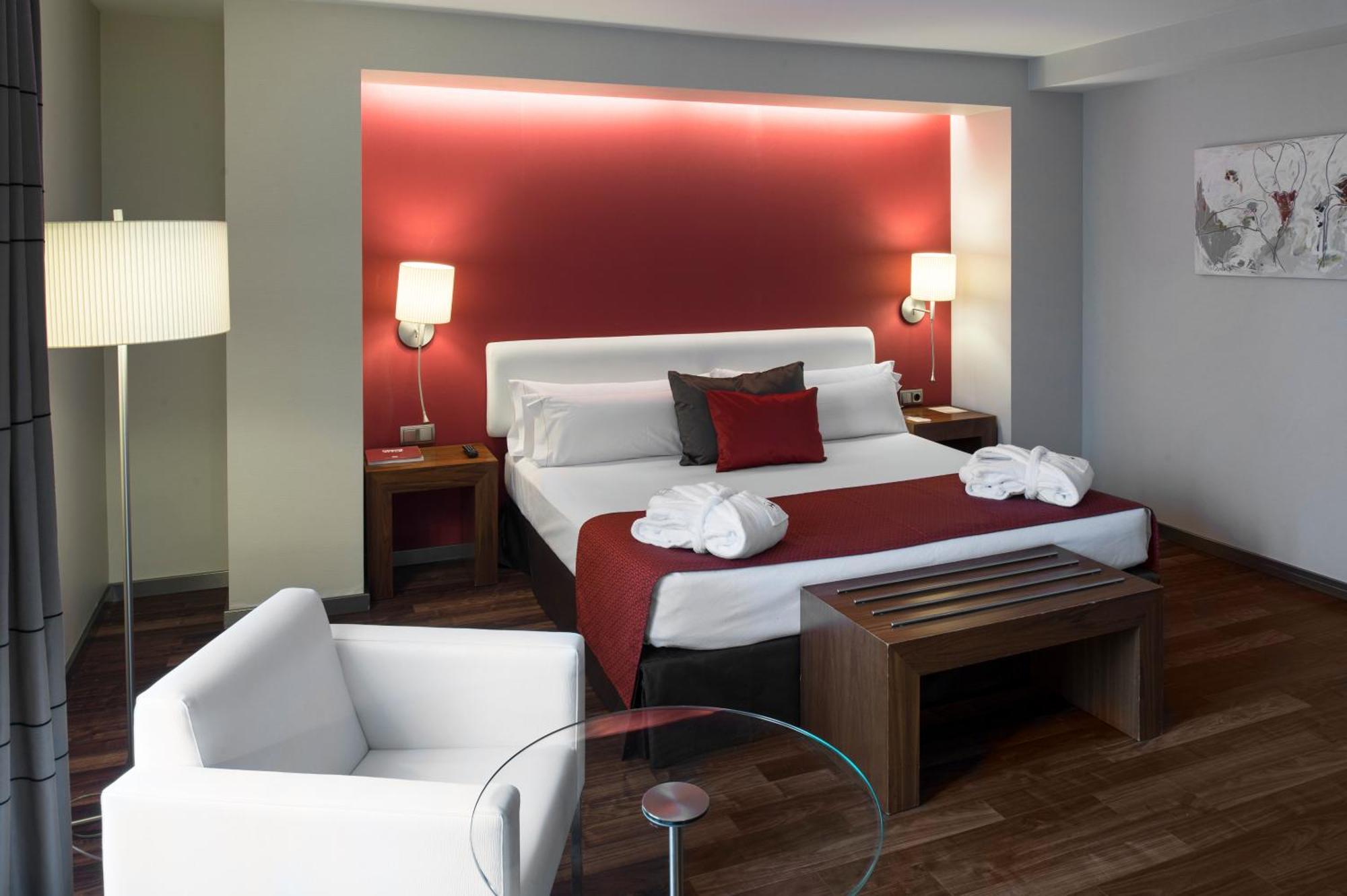 Superior Double or Twin Room,701628691:JPEG