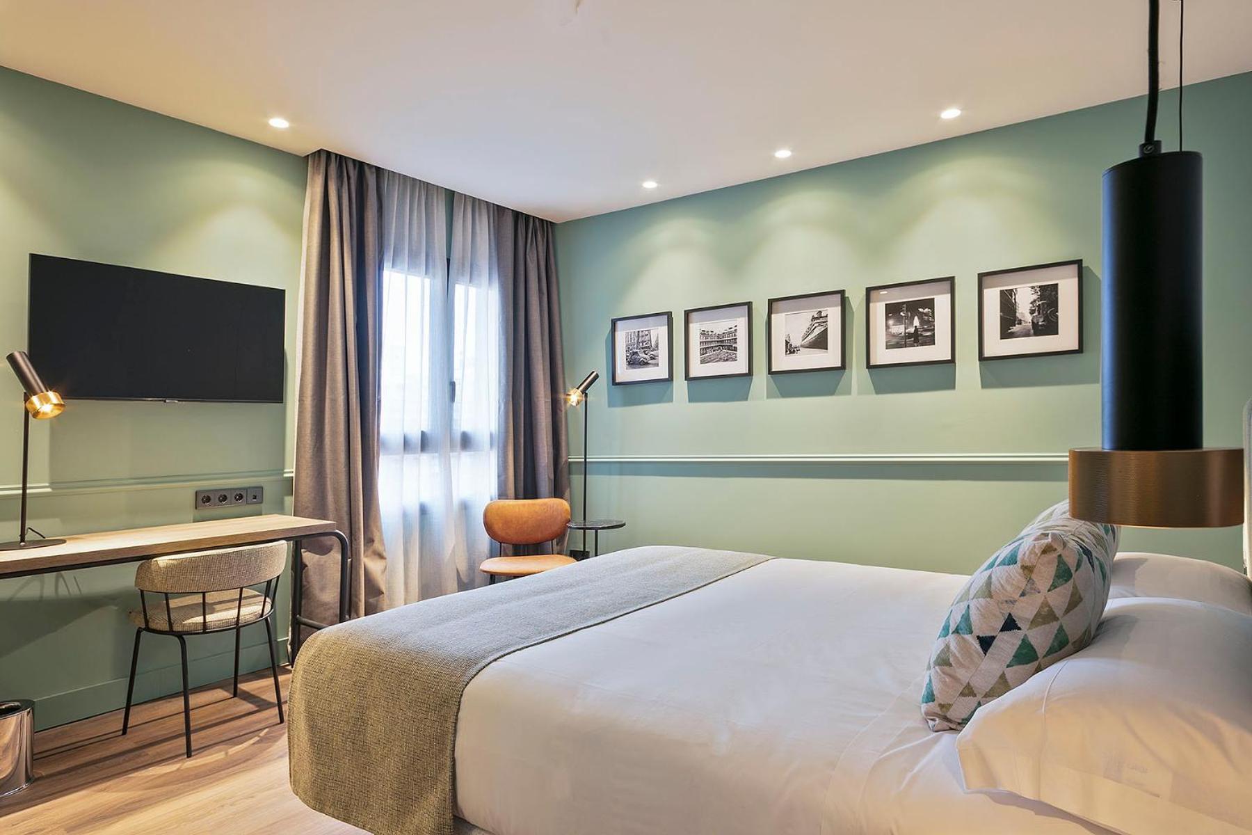 Superior Queen Room