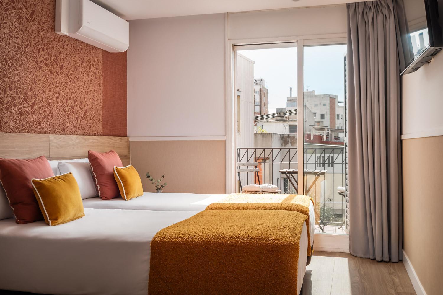 Twin Room with Balcony
