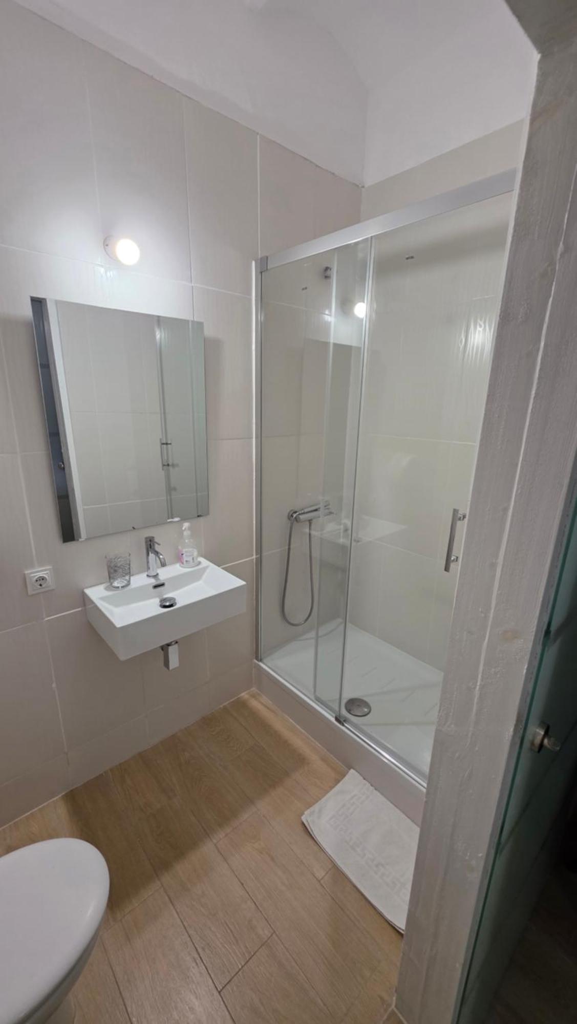 Triple Room with Private Bathroom