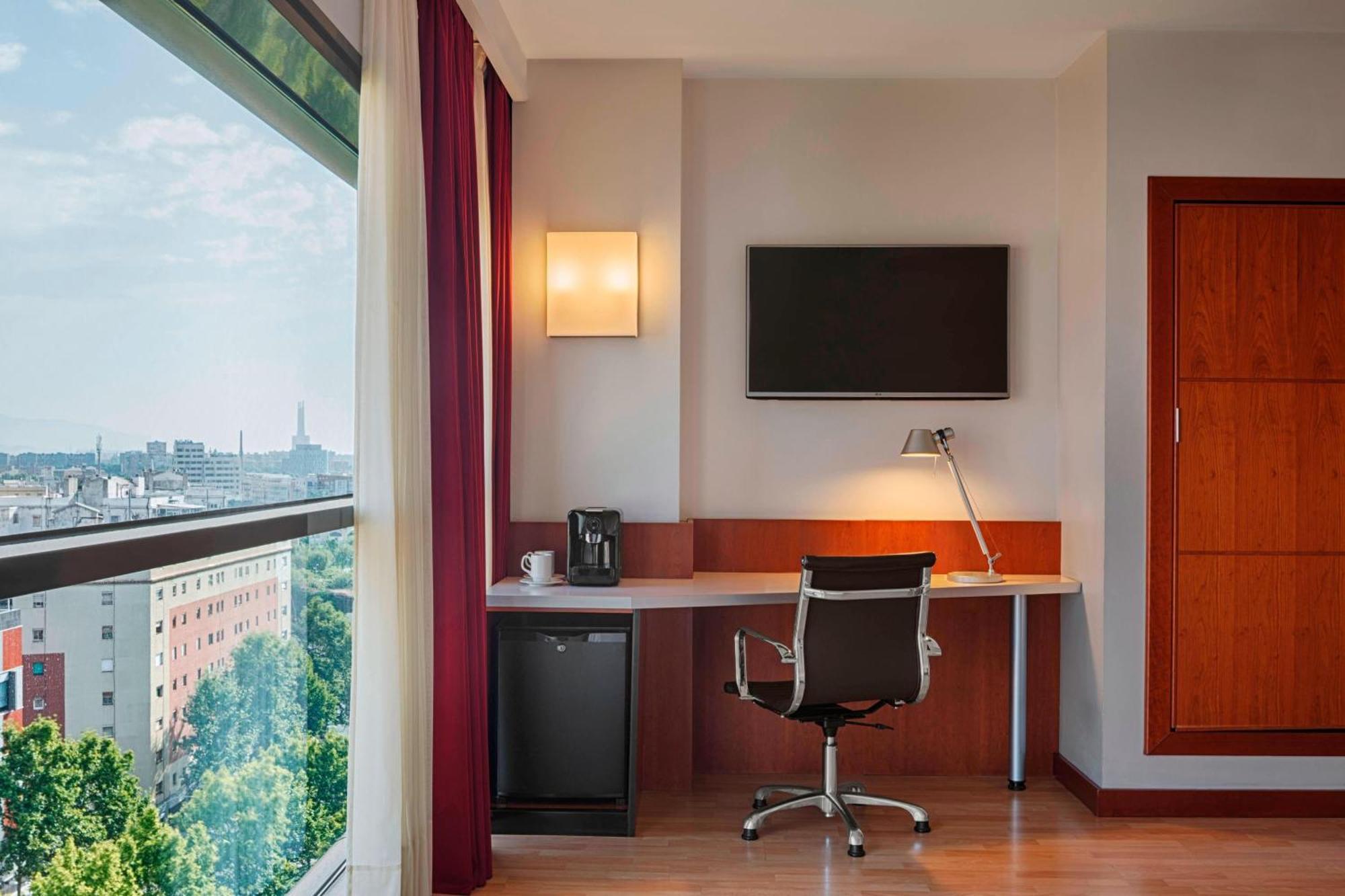 Preferred Twin Room with City View,1643136450:JPEG