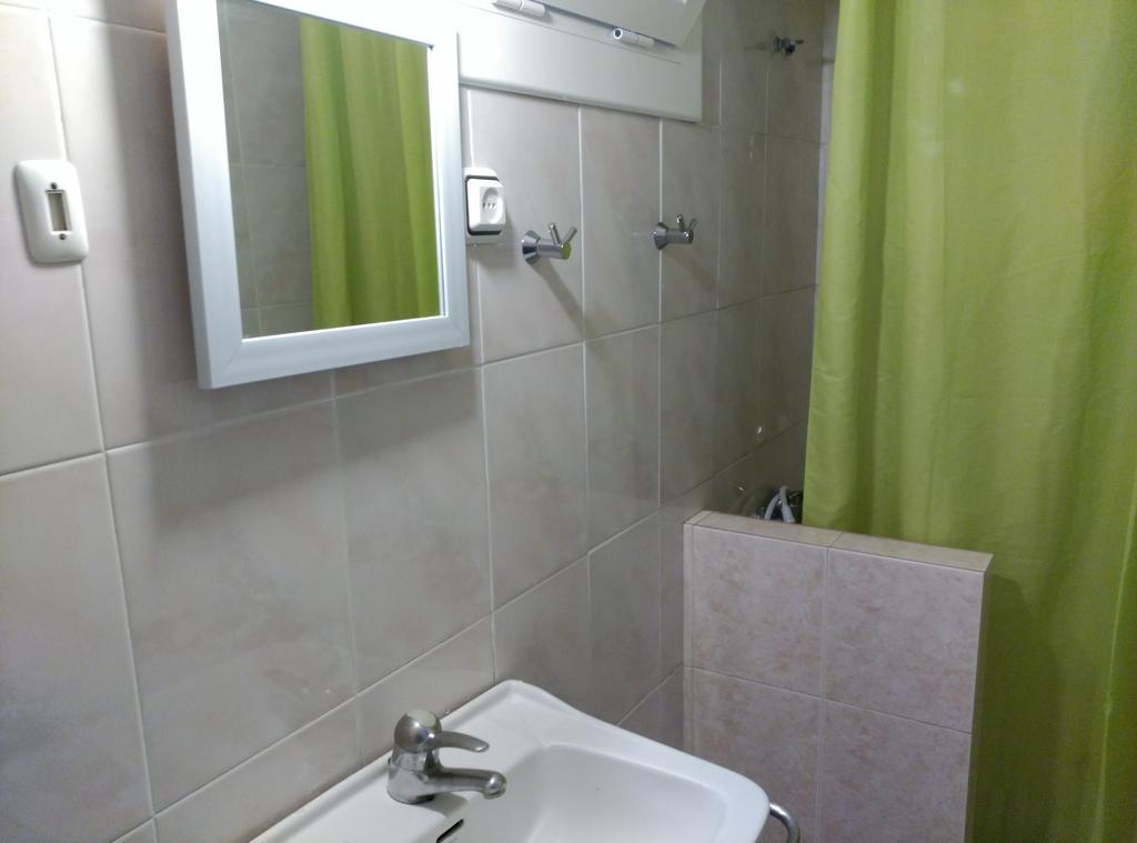 Single Room,150496111:JPEG