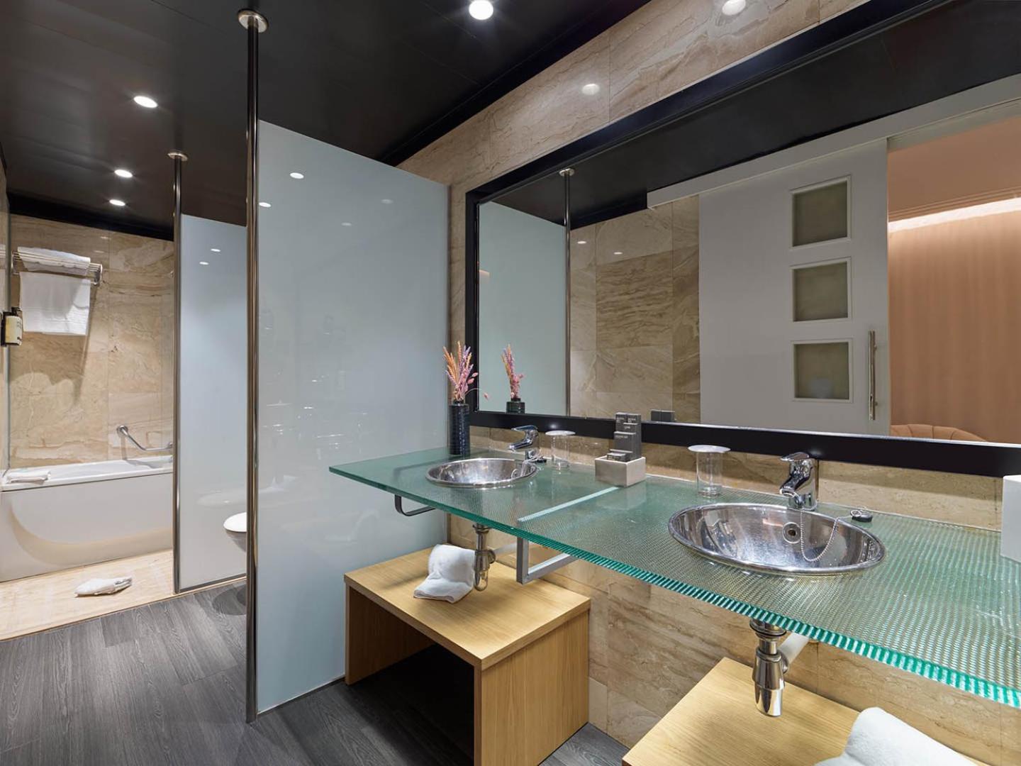 Deluxe Junior Suite Spa Access