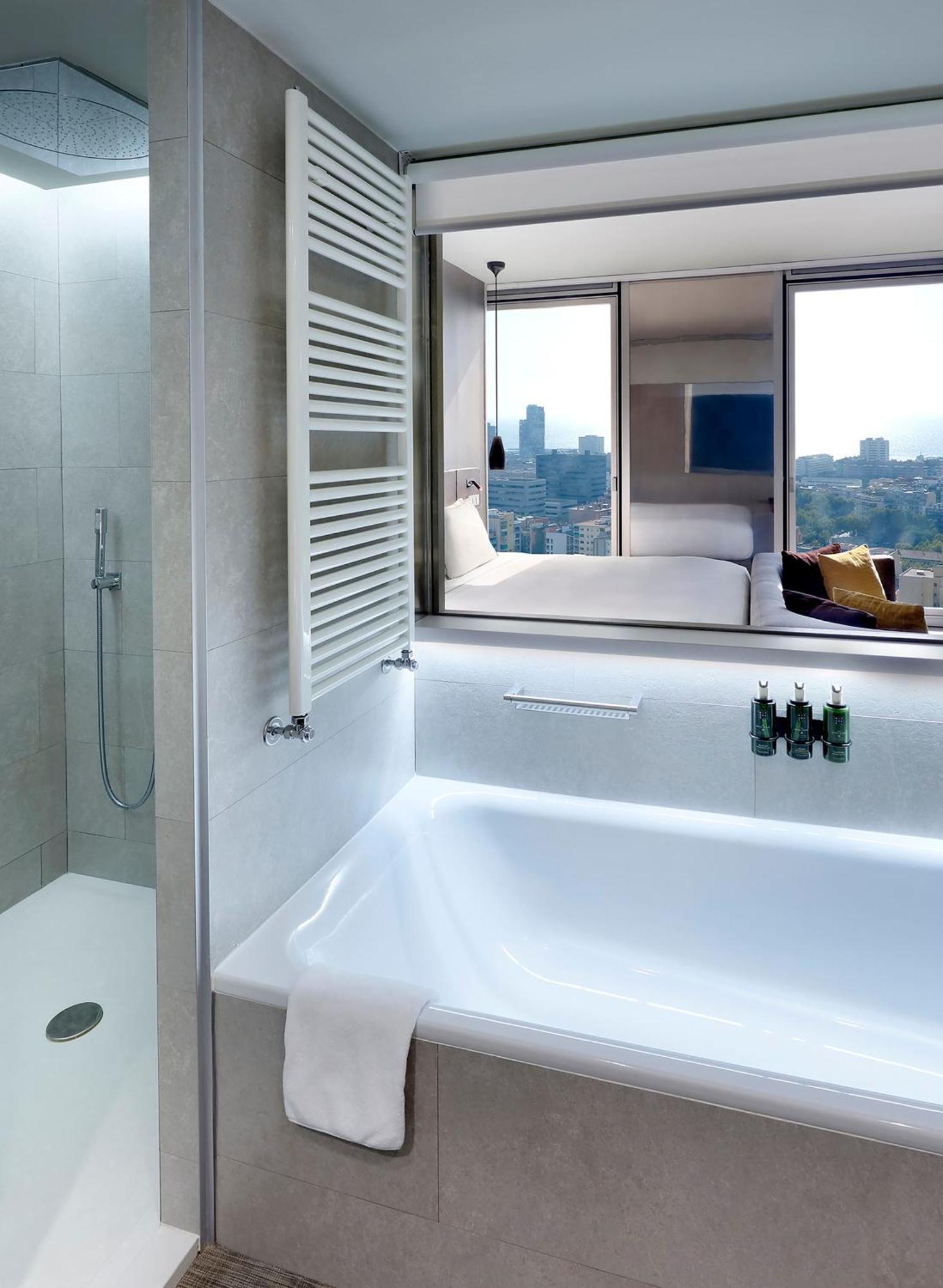 The Level Master Suite Sea View