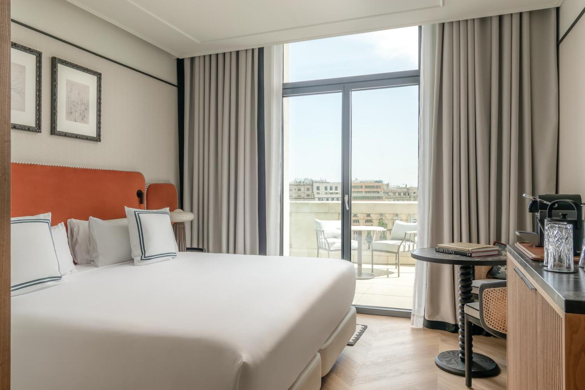 Deluxe Room Terrace City View