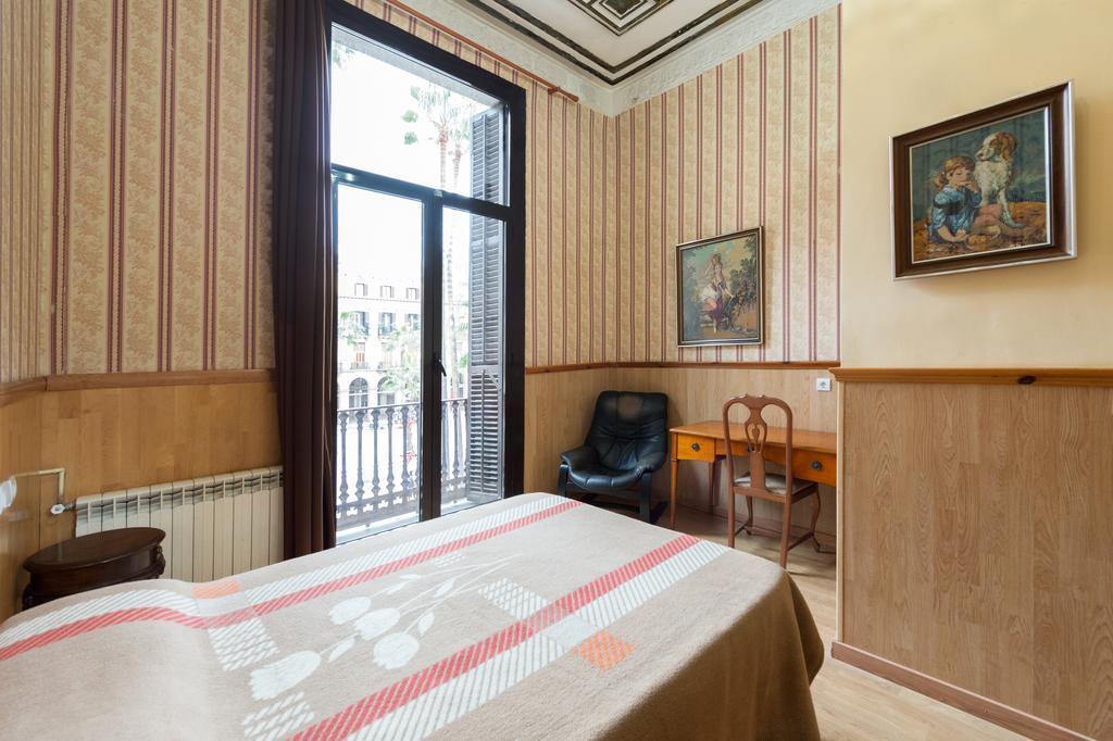 Double Room Balcony Private Bathroom