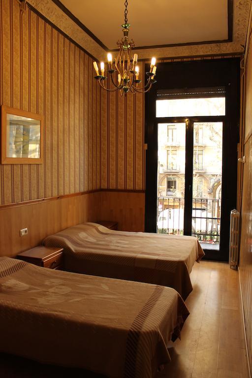 Double Room Balcony Private Bathroom