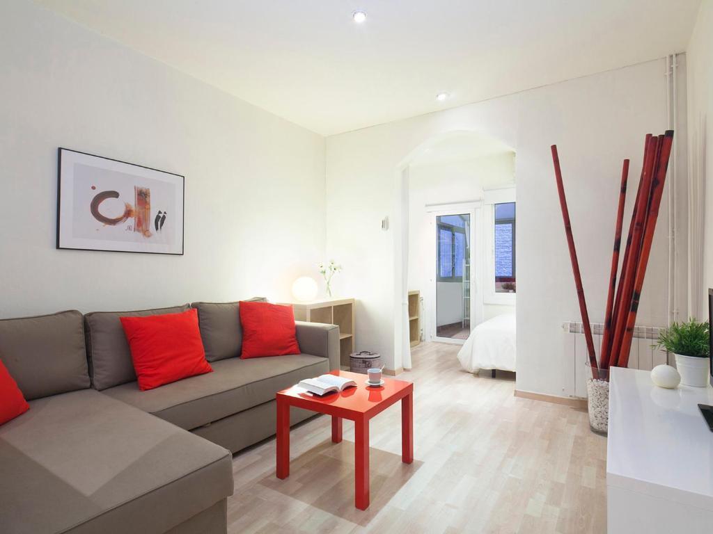 Two-Bedroom Apartment with Patio,27488675:JPEG