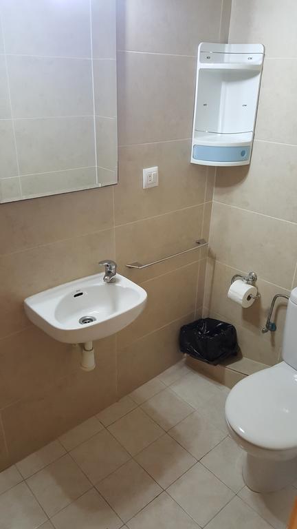 Double Room Extra Bed Private Bathroom