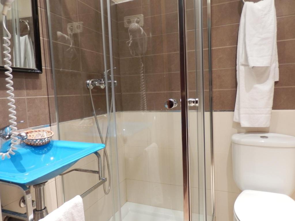 Double or Twin Room,61974415:JPEG