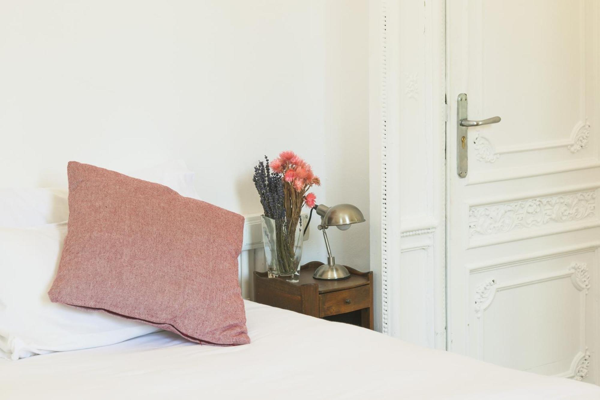 Deluxe Large Double Room with Balcony,676599732:JPEG