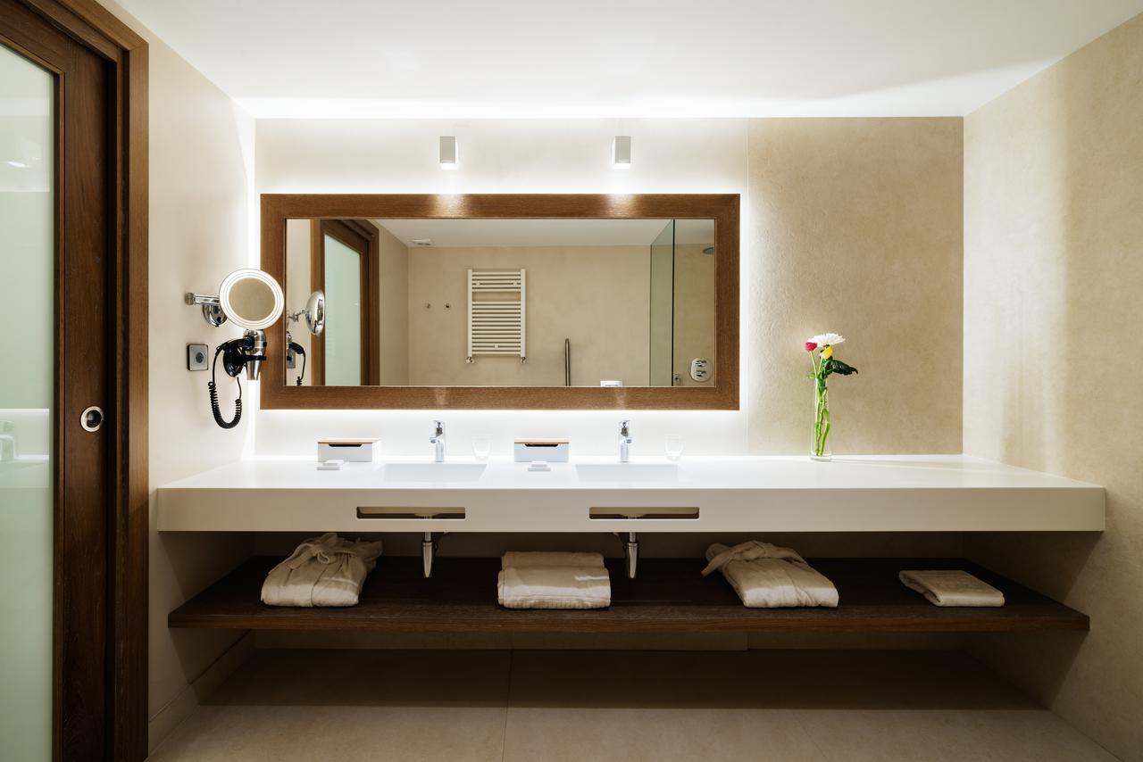 Superior Design Triple Room