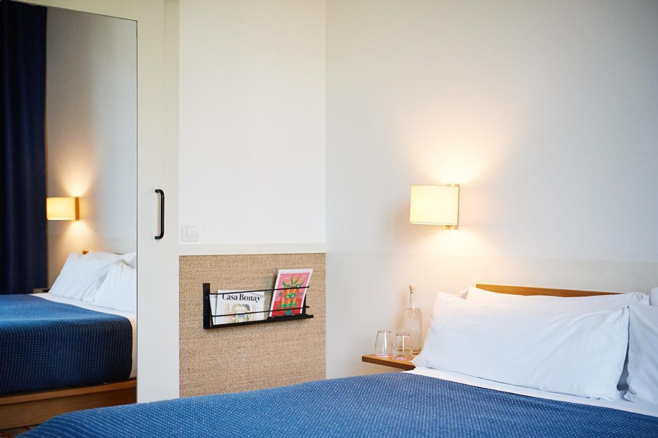 Double Room with Street View,435110490:JPEG