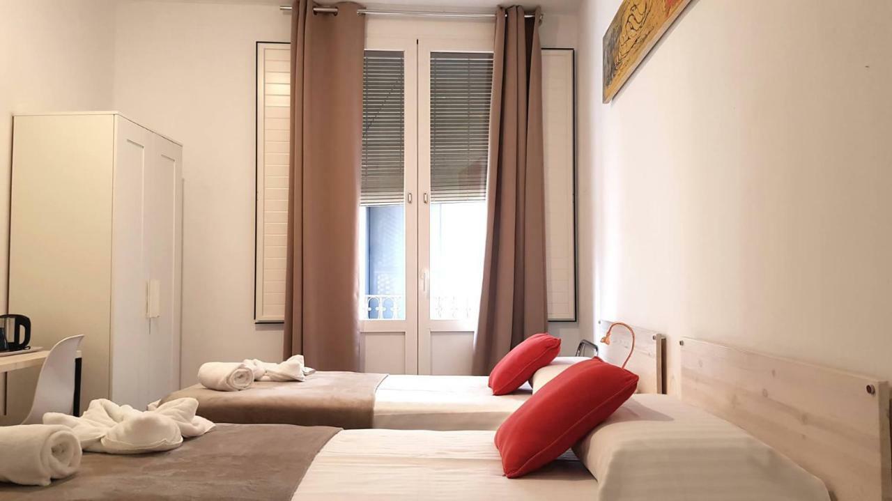 Twin Room Private Bathroom