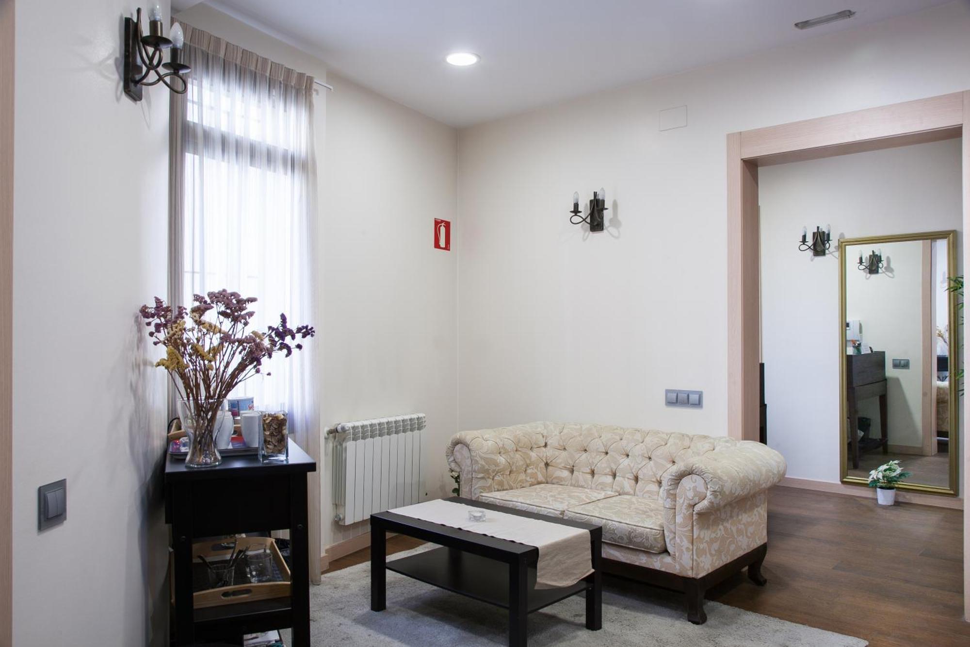 Quadruple Room with Private Bathroom