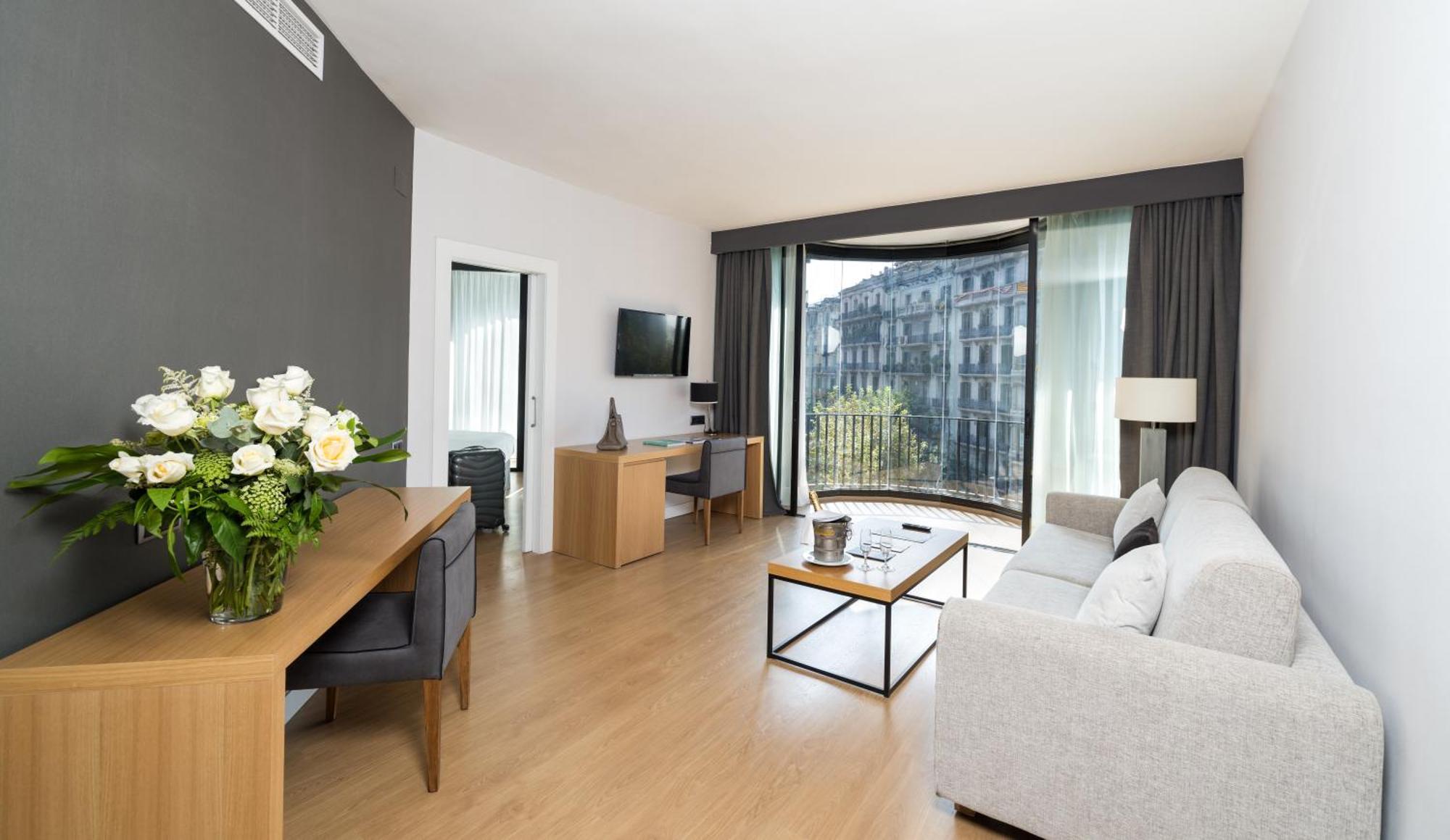 Family Suite,1432040479:JPEG