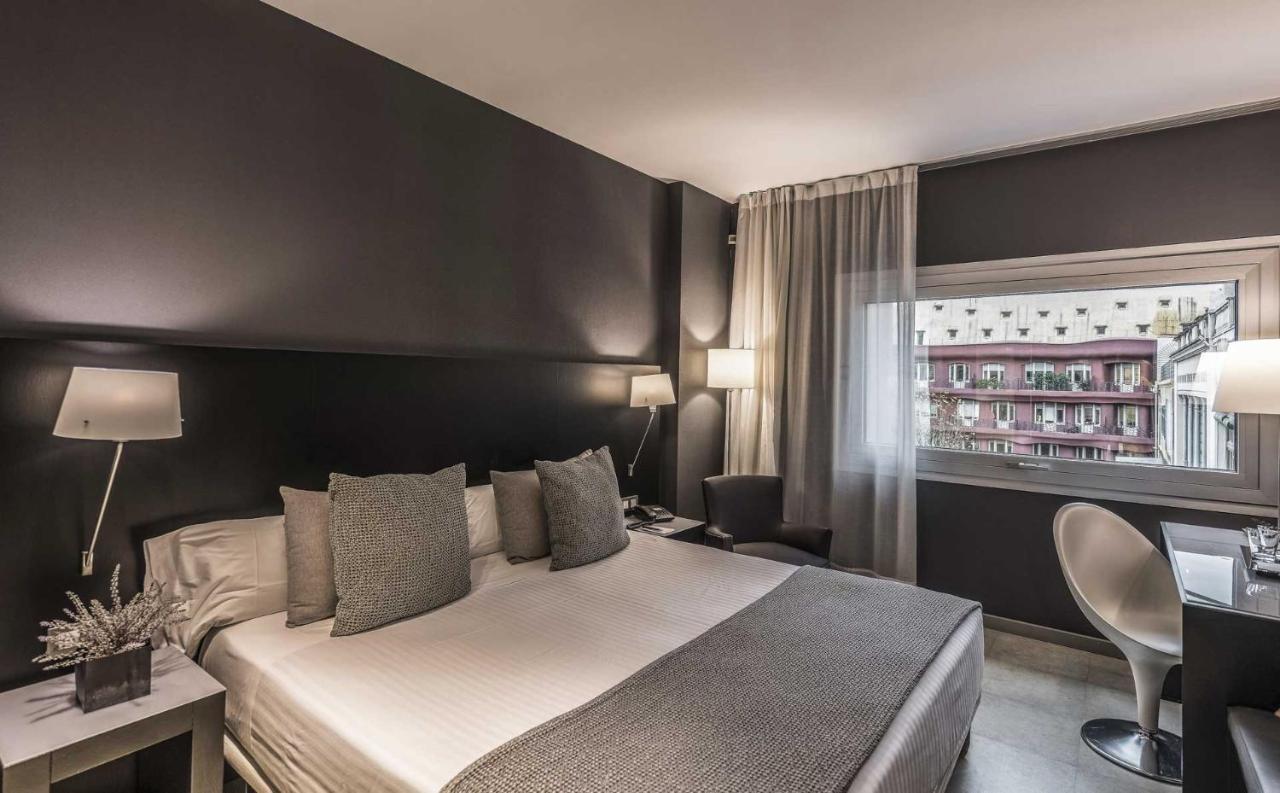 Classic Double or Twin Room City View