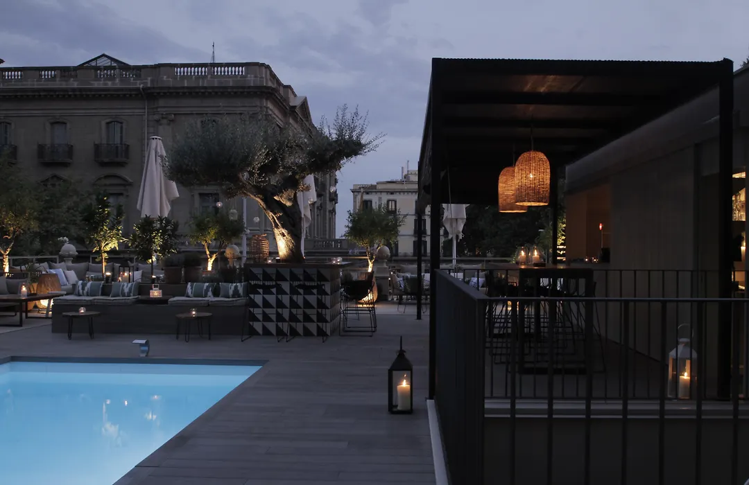 Hotel Oasis-1
