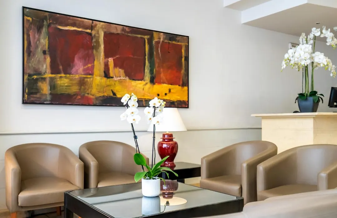 Hotel Glories-1