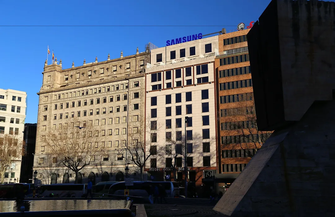 Olivia Plaza Hotel-1
