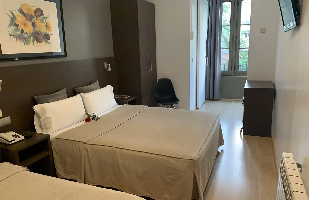 Ciudad Condal Hostal - Paseo De Gracia-1