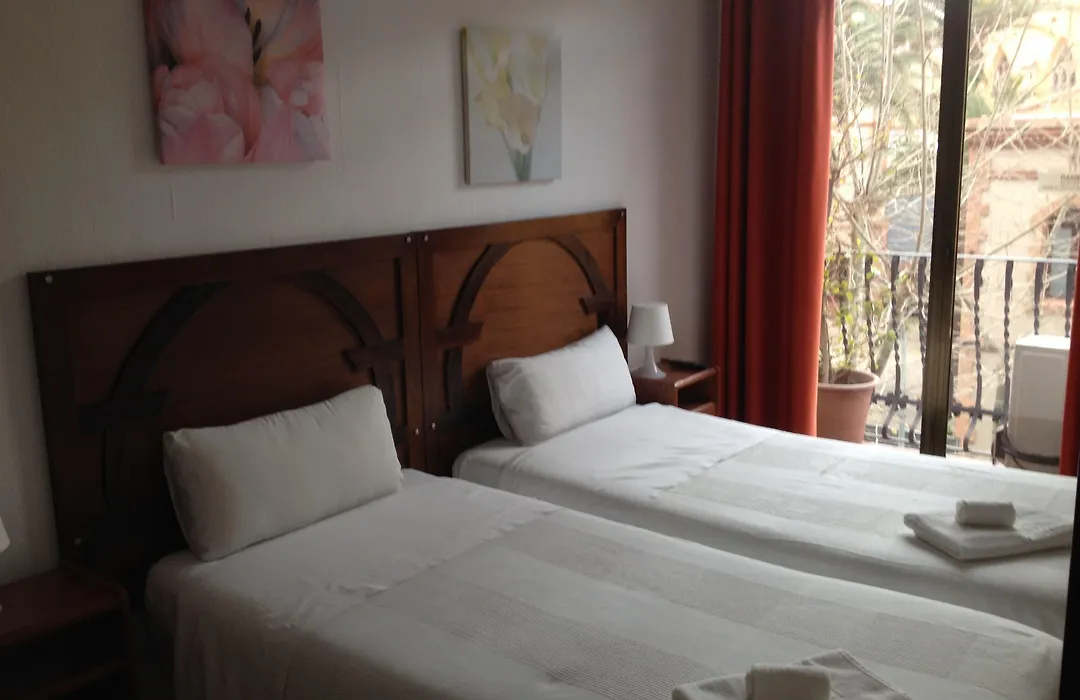 Hostal Absolut Stay (Adults Only)-1