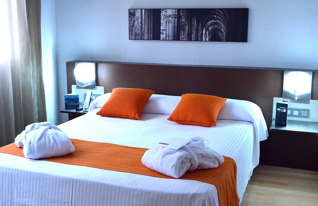 Atenea Rekord Suites Barcelona-1