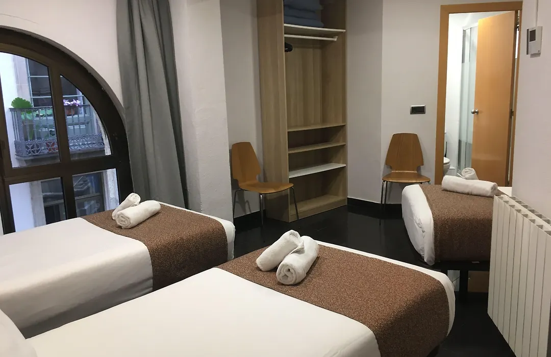Hostal Levante Barcelona-1
