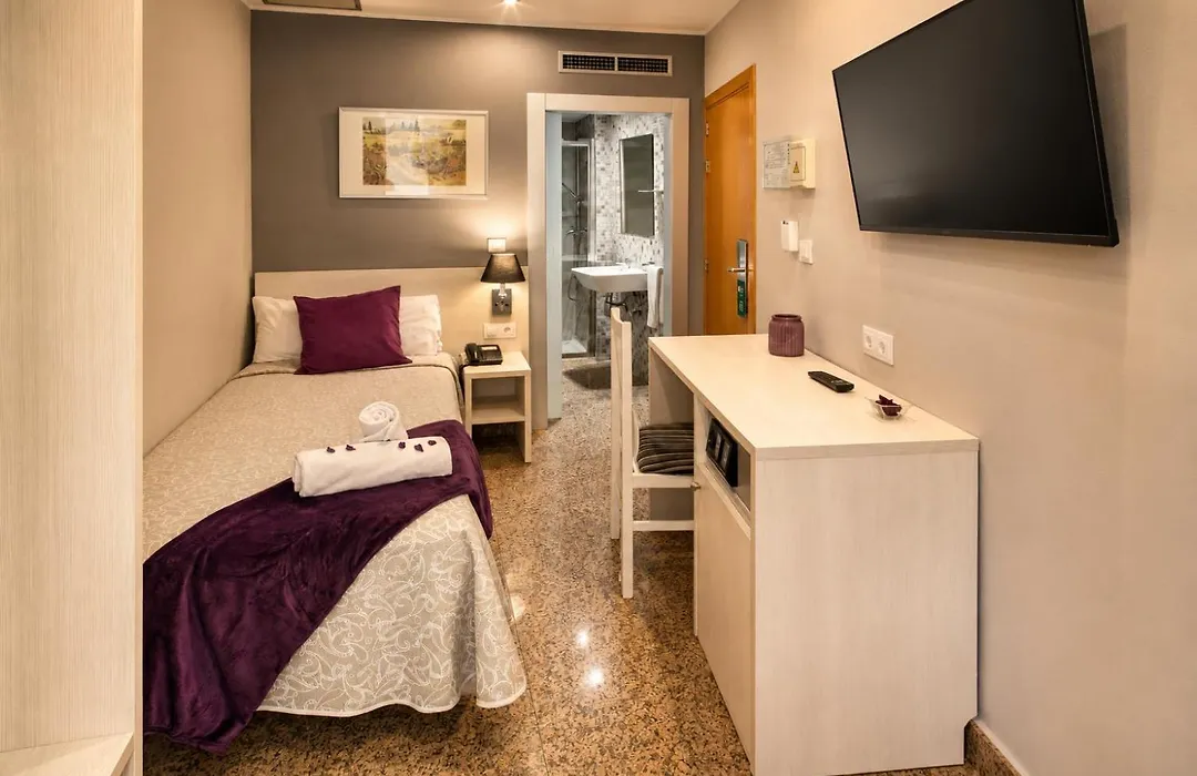 Hotel Nuevo Triunfo-1