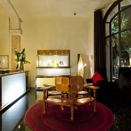Hotel Casa Fuster G.L Monumento-2