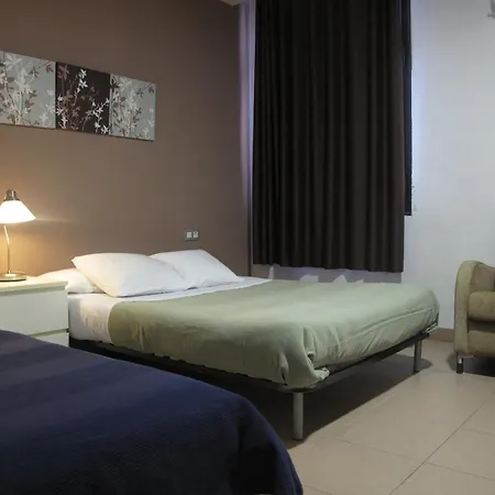 Hostal Lk Barcelona-2