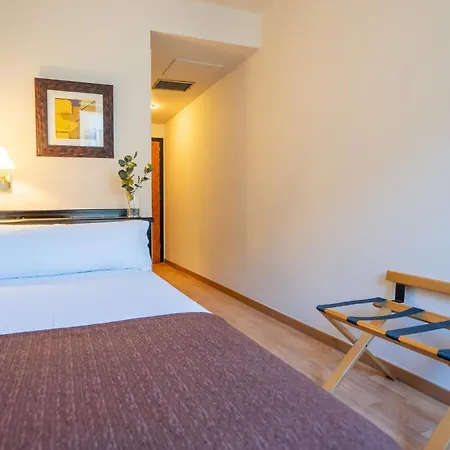 Hotel Glories-3
