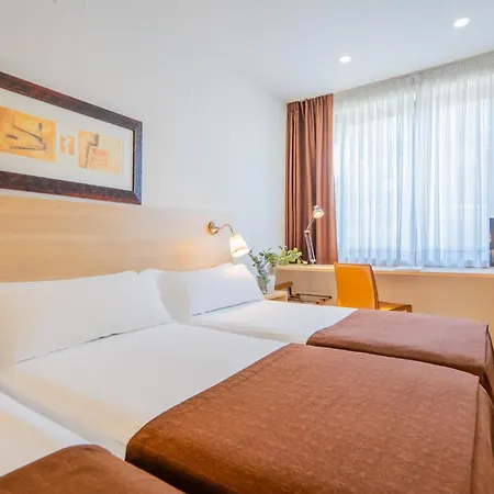 Hotel Glories-2