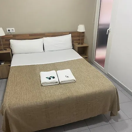Hostal Elkano-2