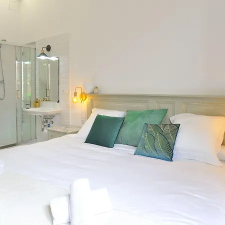 Hostal Girona-2