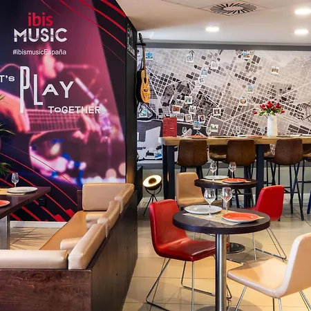 Ibis Barcelona Meridiana-3