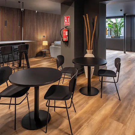 Hostal Operaramblas-2