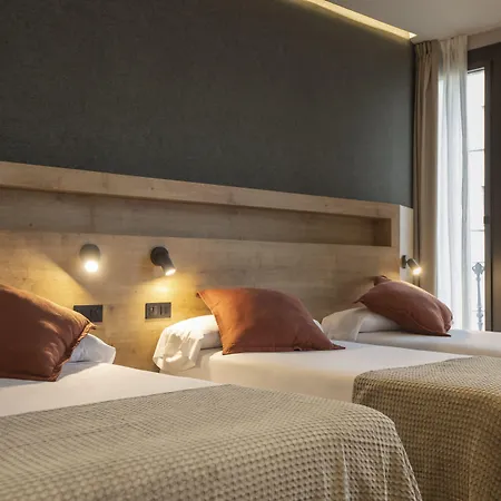 Fontanella By Bcn Urban Rooms-3