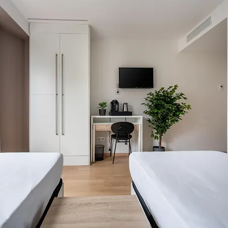 Limehome Barcelona Carrer De Fontcoberta - Digital Access-3
